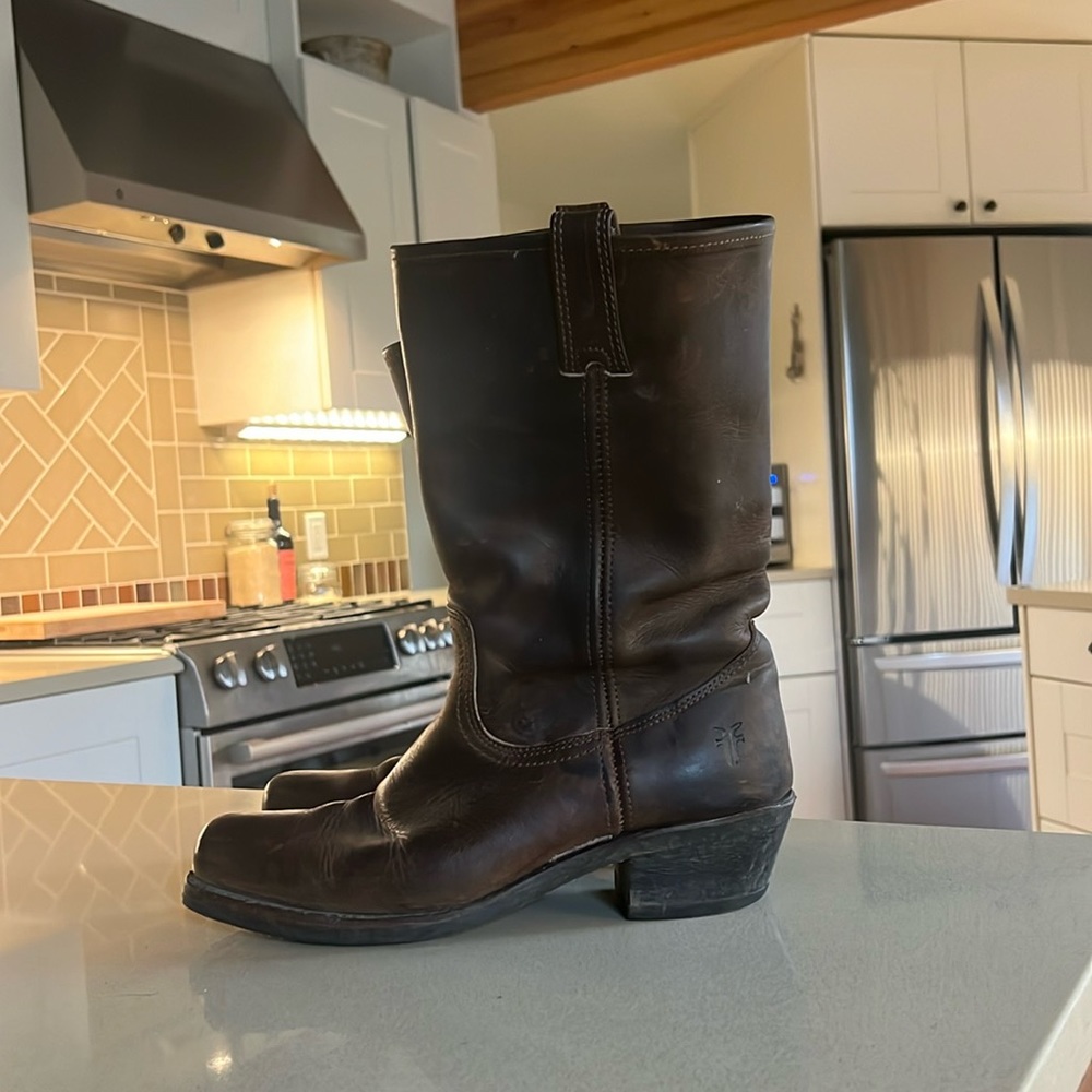 Frye brown leather western chic  boot